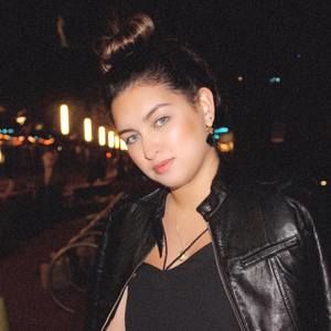 Meet your Posher, Maria fernanda